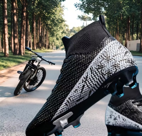 Korki Piłkarskie ZX3 Korki Piłkarskie ZX3