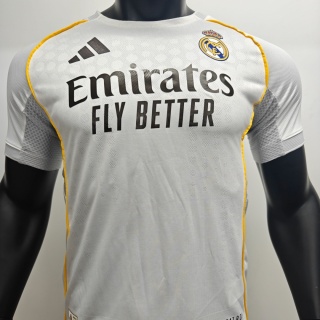 Real Madryt 25/26 Home